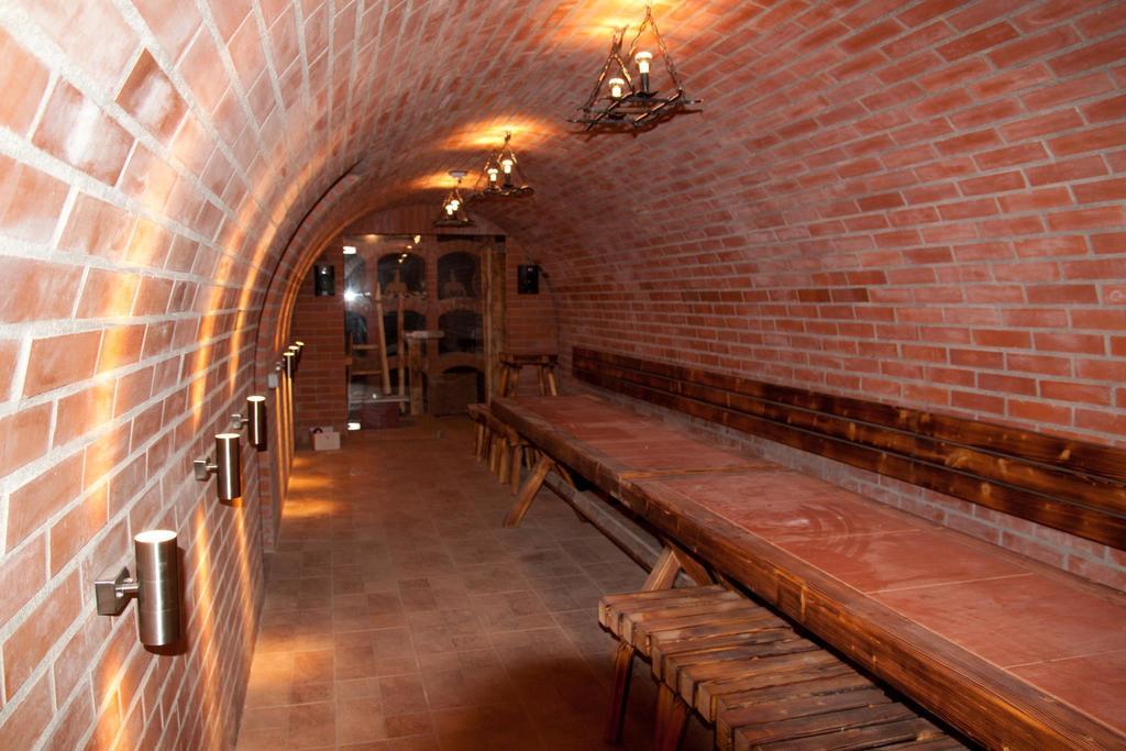 Q Ranch Hotel Bezdekov  ภายนอก รูปภาพ